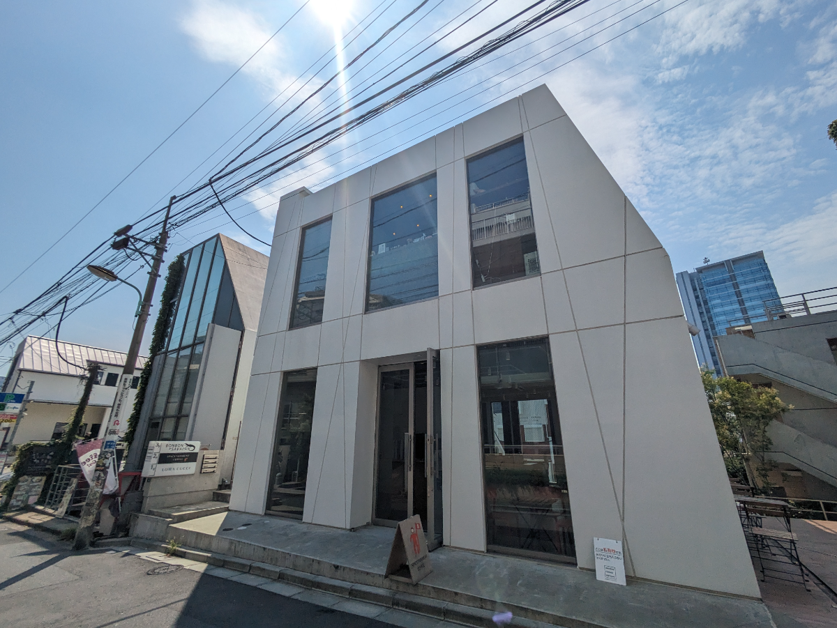 v20250427010506/fresh/building/J00100468823_1