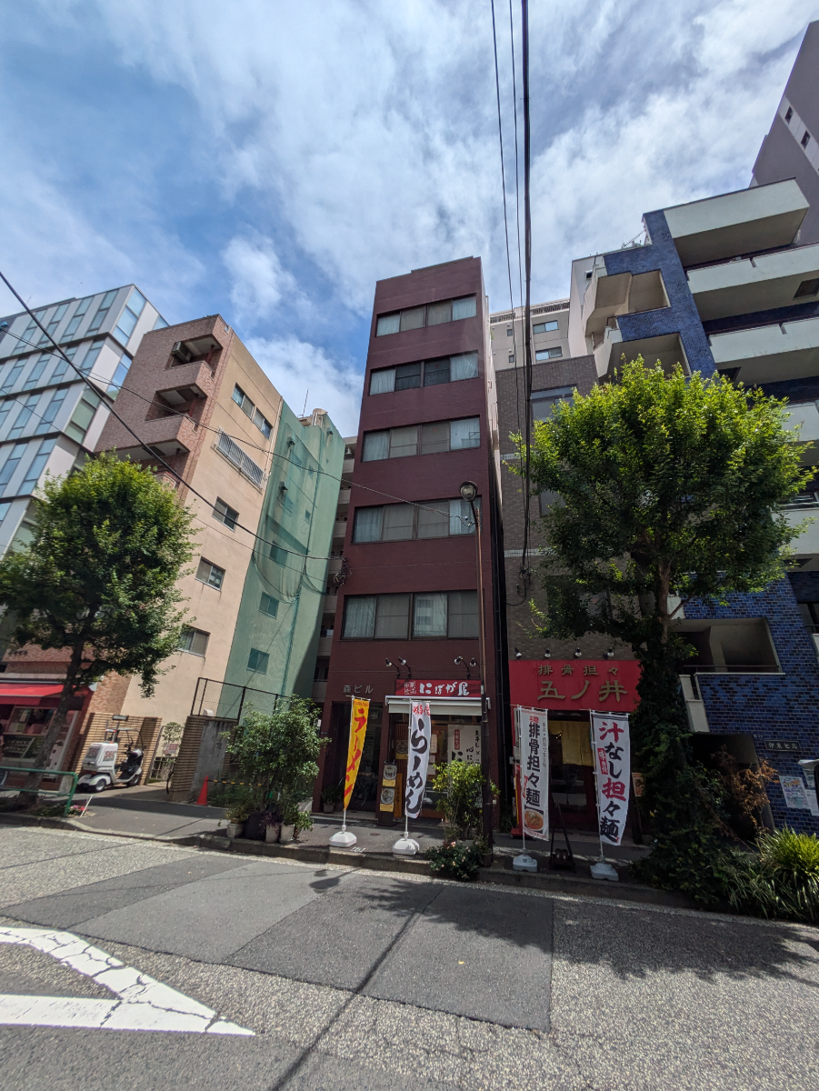 v20250427010506/fresh/building/J00100476223_1