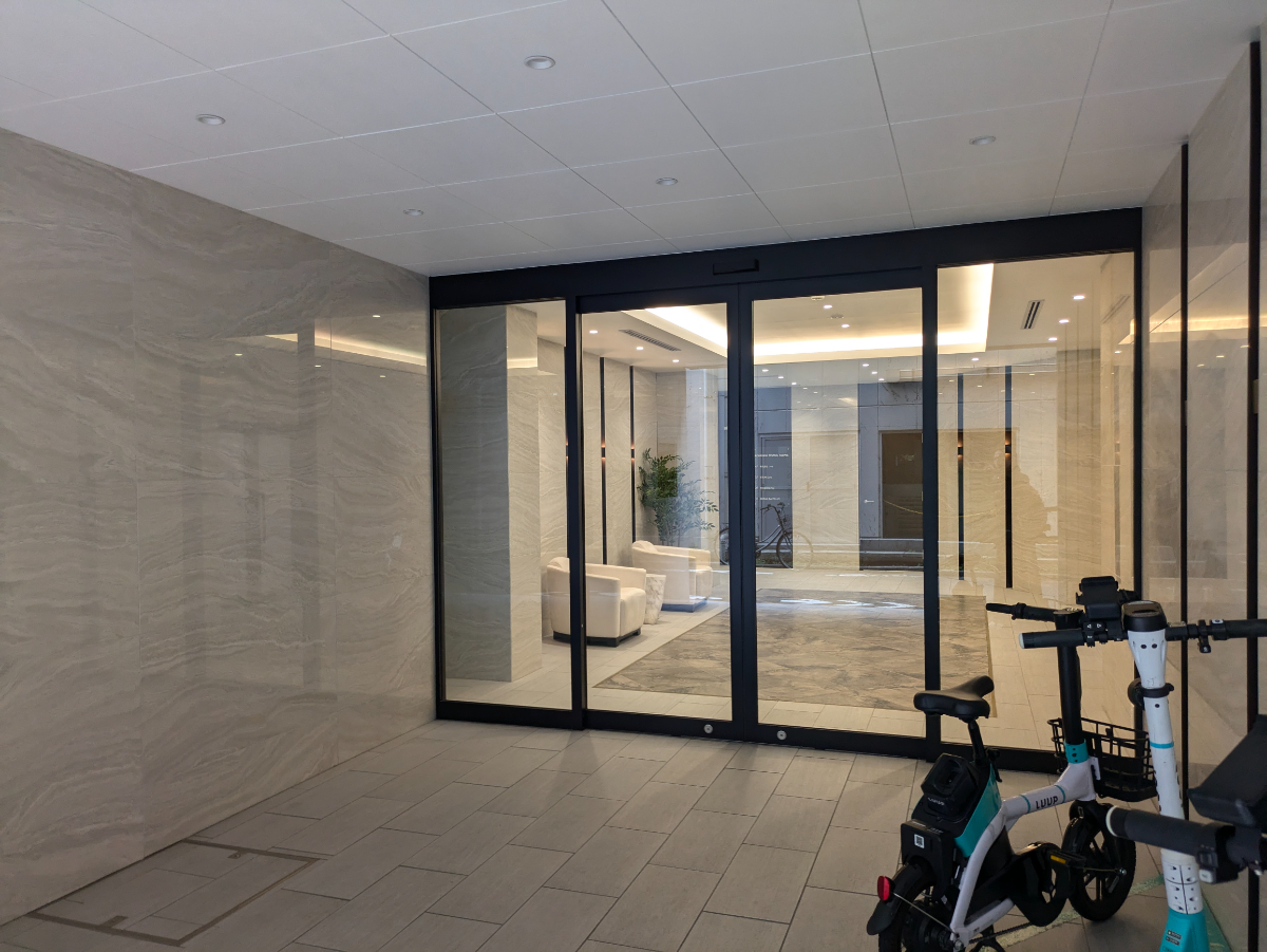 v20250427010506/fresh/building/J00100479259_3