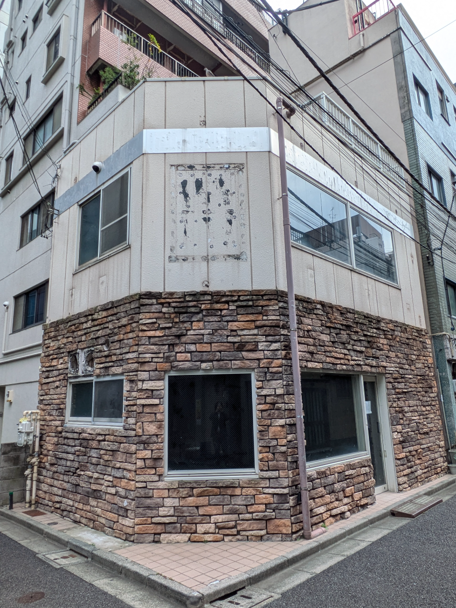 v20250427010506/fresh/building/J00100481704_1