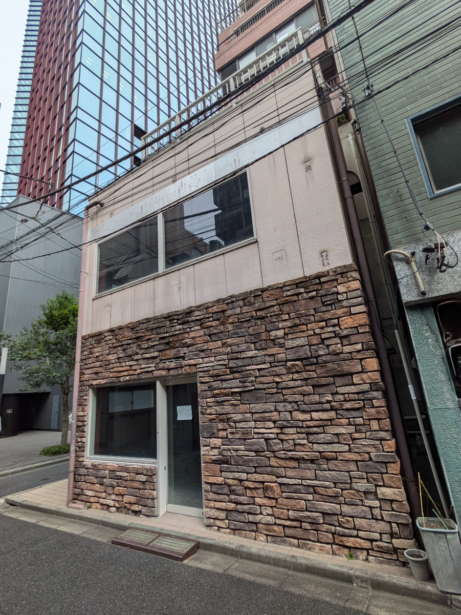 v20250427010506/fresh/building/J00100481704_9
