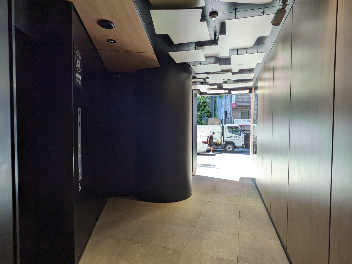 v20250427010506/fresh/building/J00100482124_17
