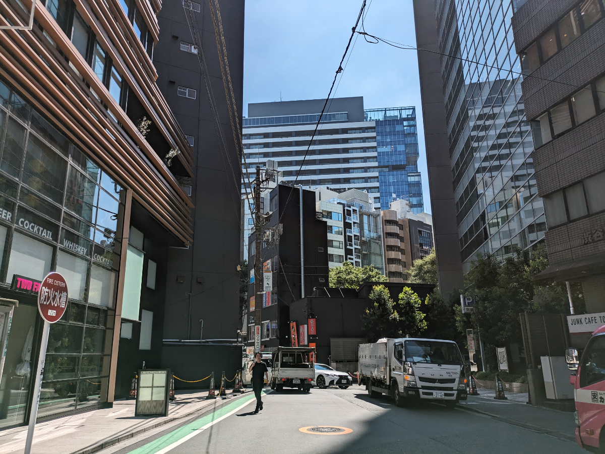 v20250427010506/fresh/building/J00100482124_2