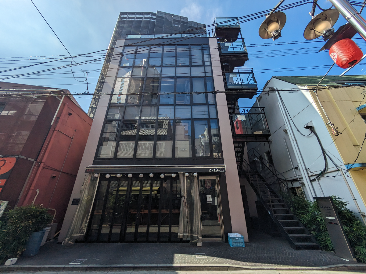 v20250427010506/fresh/building/J00100482323_1