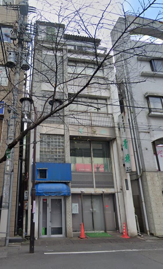 v20250427010506/fresh/building/J00100497104_1