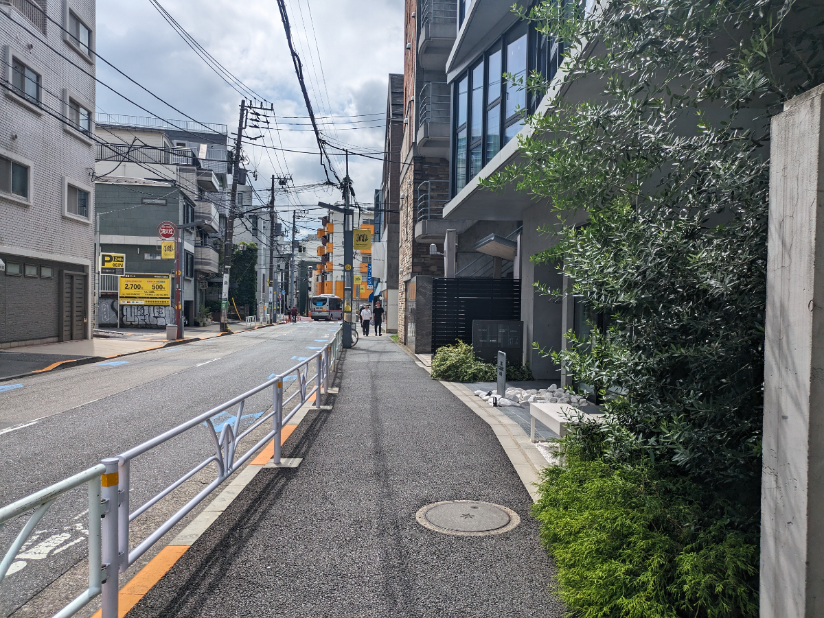 v20250427010816/fresh/building/J00100497690_2