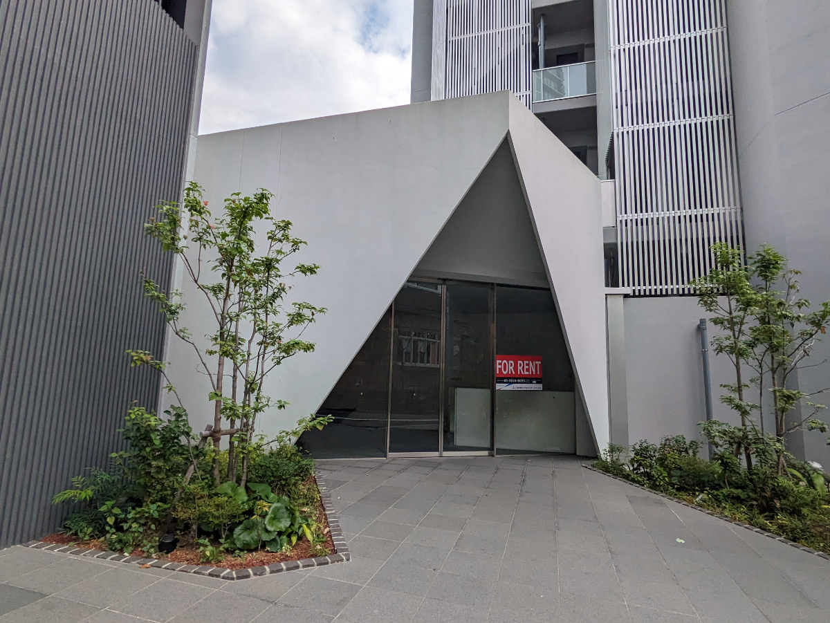 v20250427010816/fresh/building/J00100503823_3