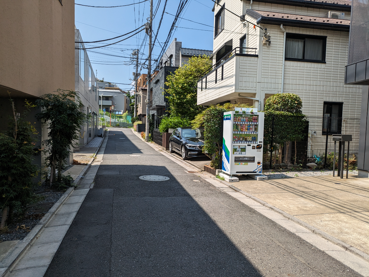 v20250427010817/fresh/building/J00100502747_2