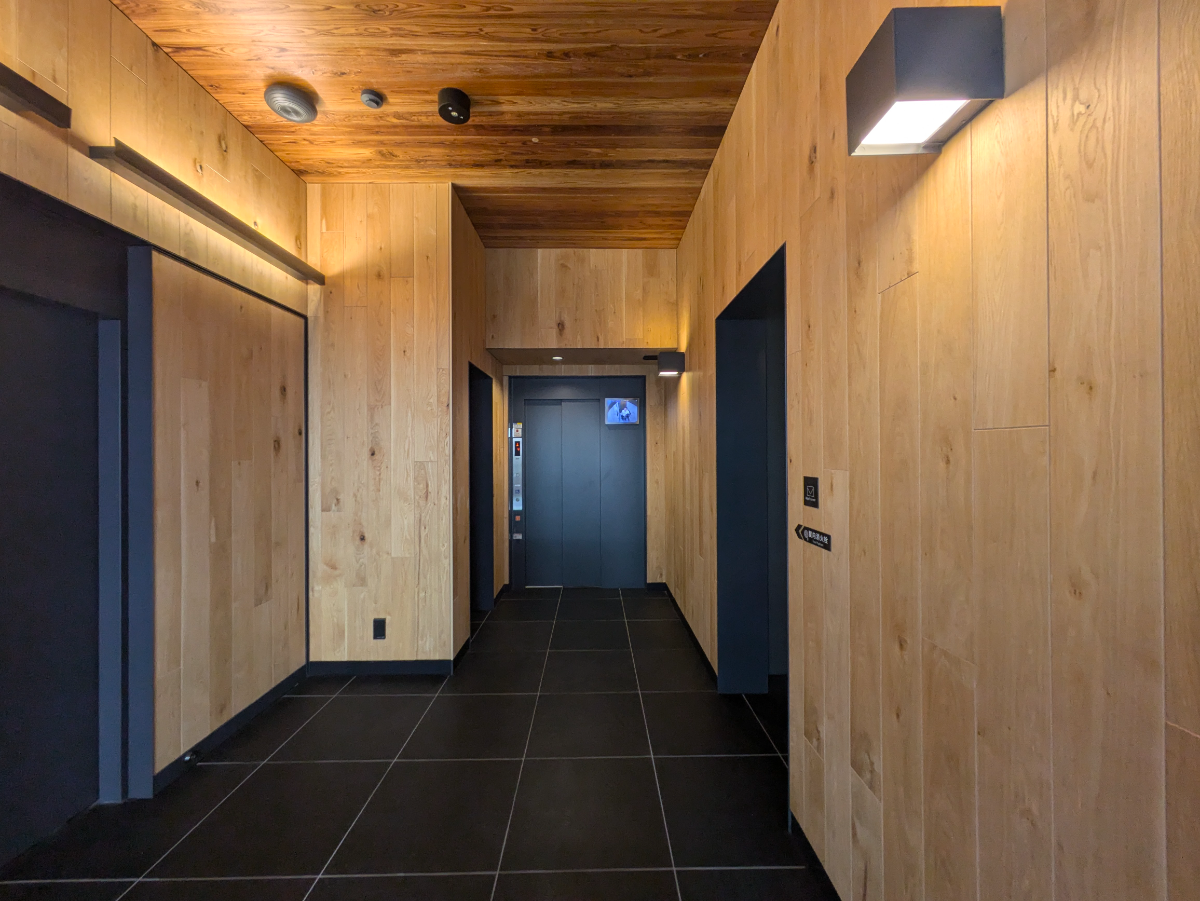 v20250427010817/fresh/building/J00100503213_4