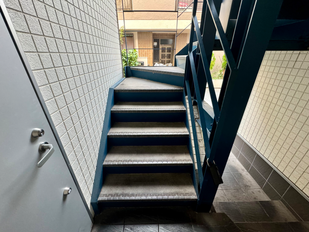 v20250427010817/fresh/building/J00100508582_4