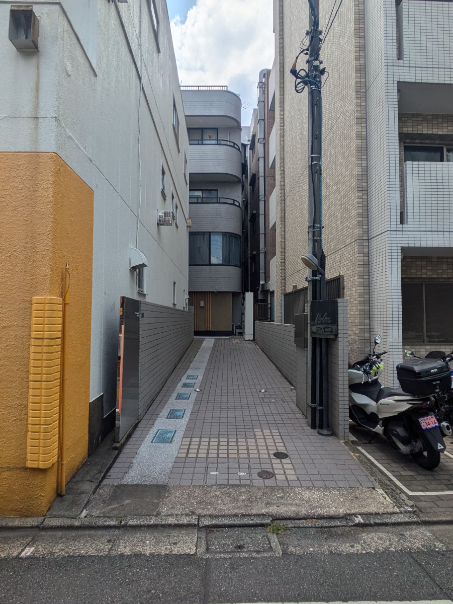 v20250427010817/fresh/building/J00100510216_5
