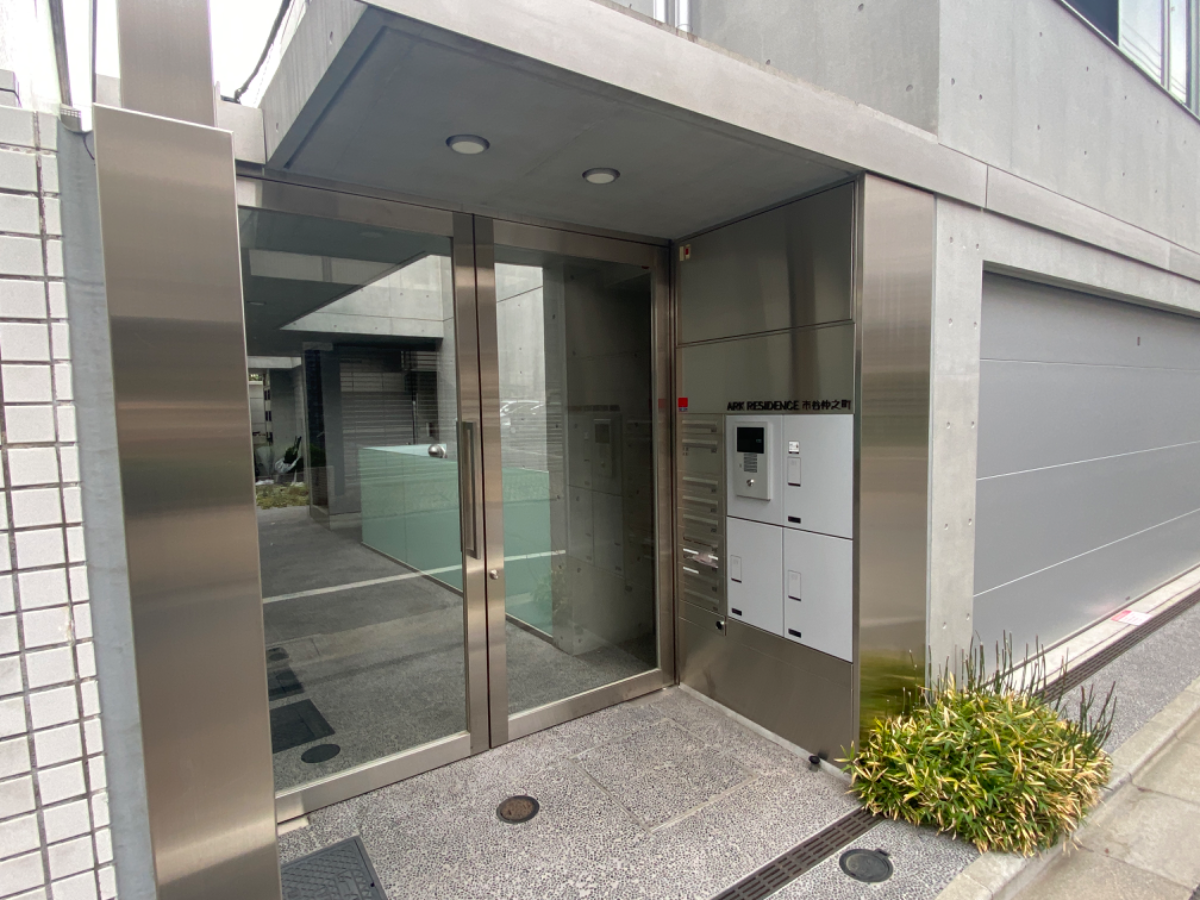 v20250427011159/fresh/building/J00100511713_3