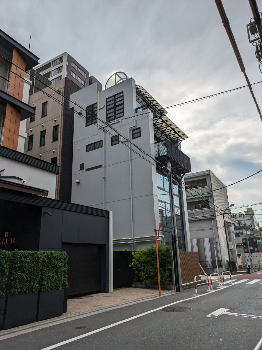 v20250427011159/fresh/building/J00100511911_12