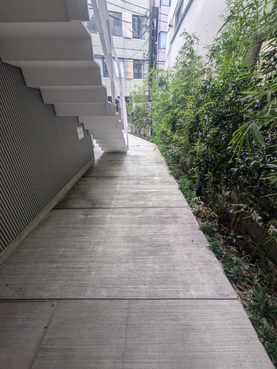 v20250427011159/fresh/building/J00100514079_10