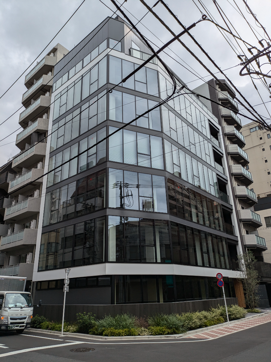 v20250427011159/fresh/building/J00100607939_1