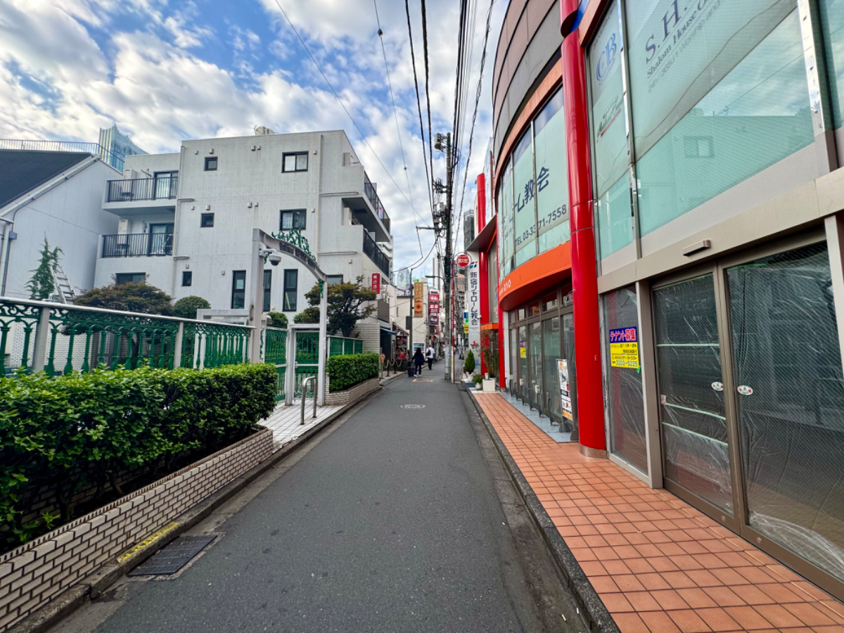 v20250427011159/fresh/building/J00100607946_2