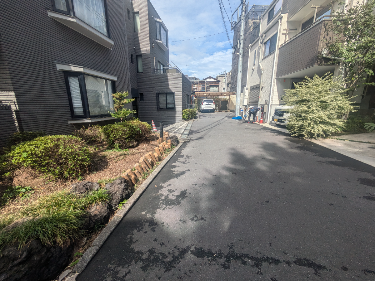 v20250427011159/fresh/building/J00100608246_11
