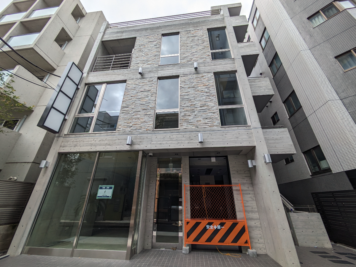 v20250427011159/fresh/building/J00100608657_7