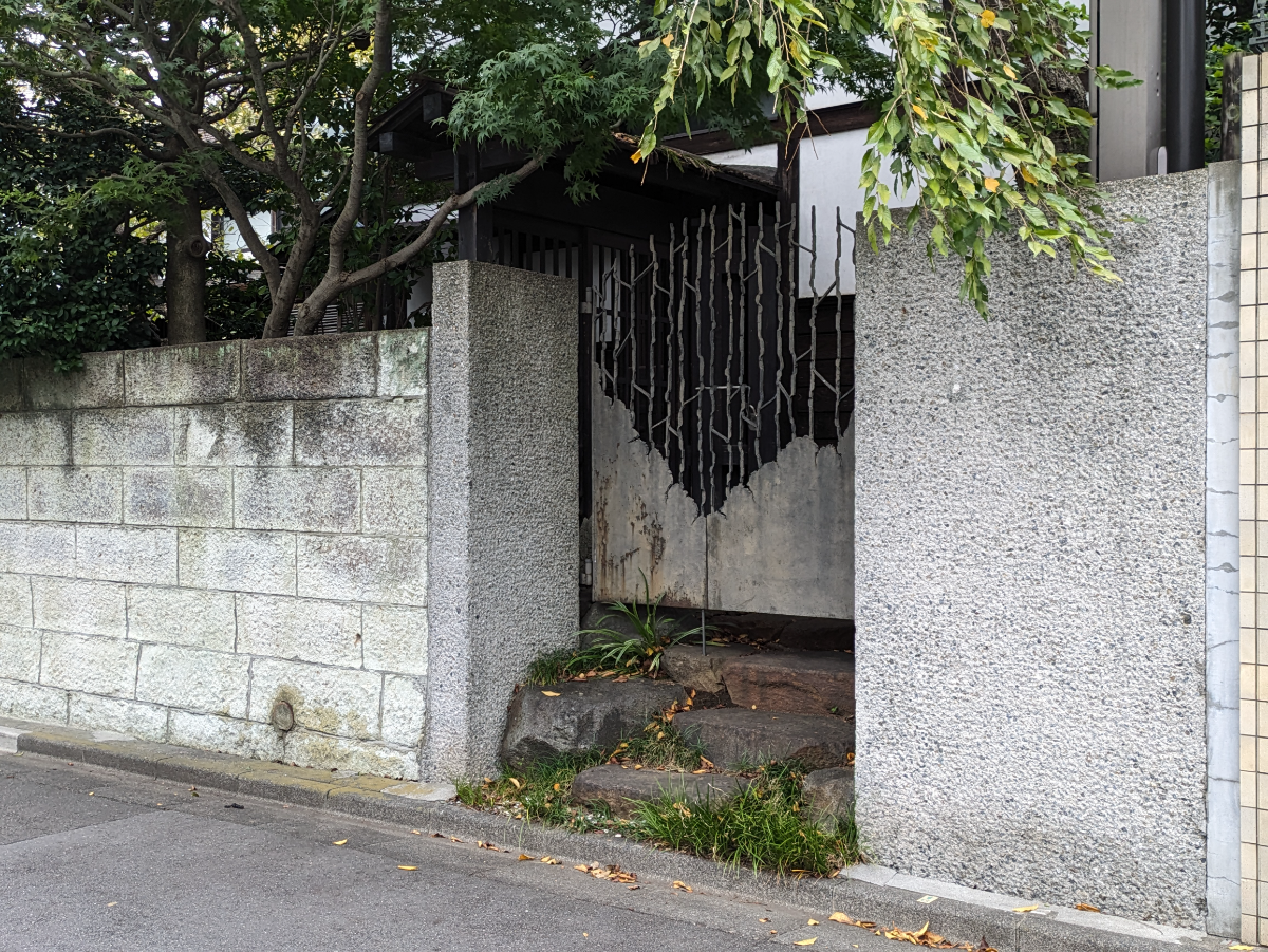 v20250427011159/fresh/building/J00100608968_3