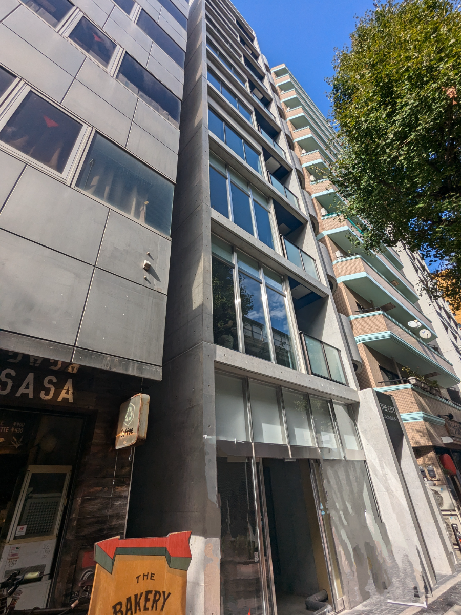 v20250427011159/fresh/building/J00100609409_1