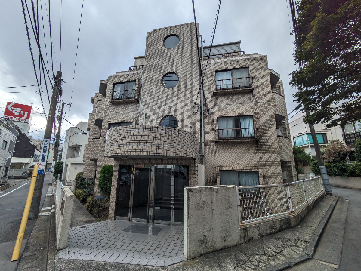 v20250427011159/fresh/building/J00100609458_1