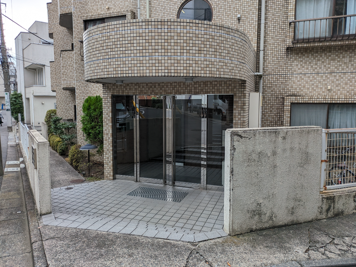 v20250427011159/fresh/building/J00100609458_3
