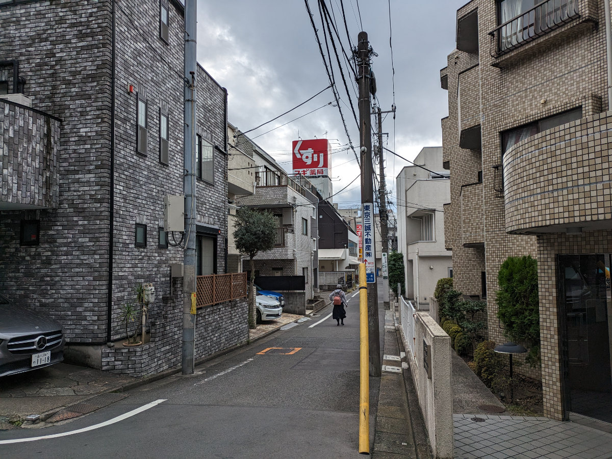 v20250427011159/fresh/building/J00100609458_9