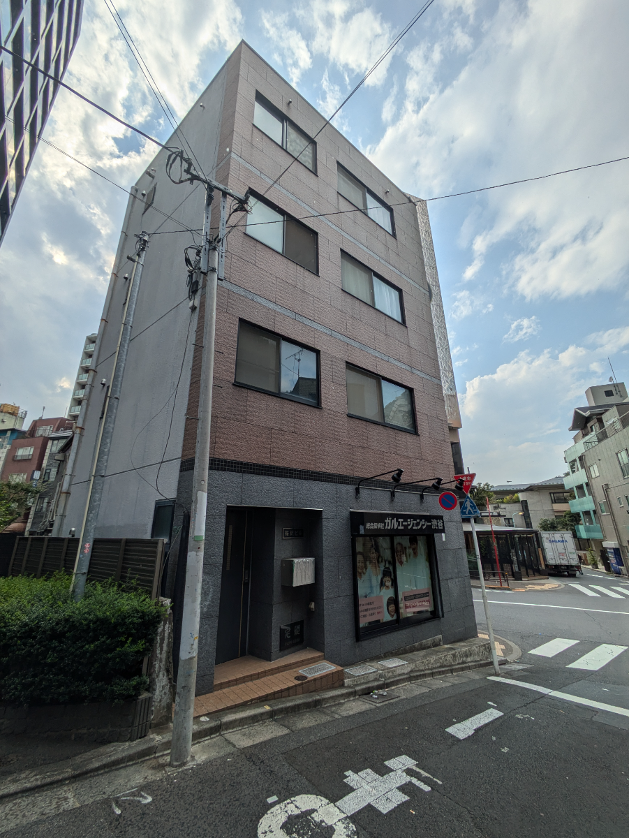 v20250427011159/fresh/building/J00100609980_1