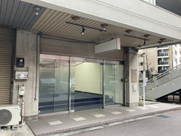 v20250427011649/fresh/building/J00100611984_7