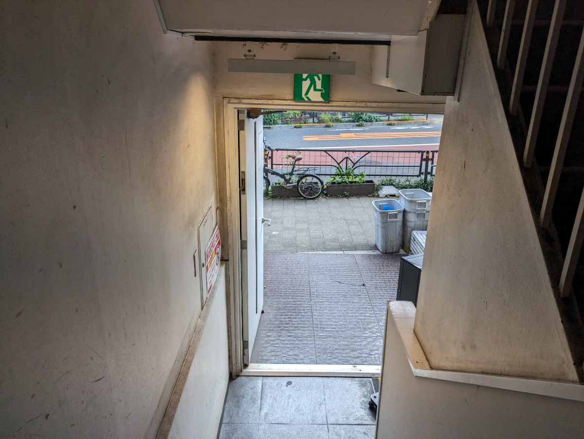 v20250427022213/fresh/building/J00100372393_5