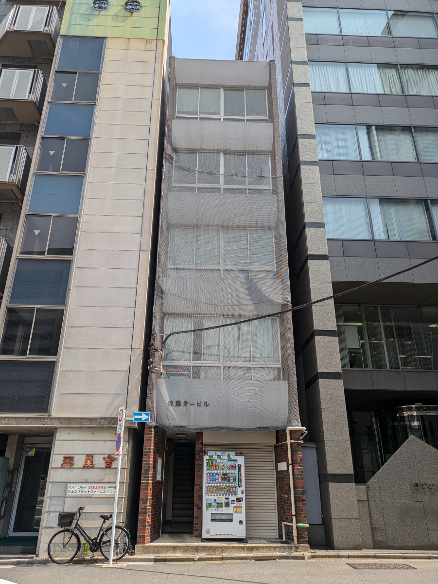 v20250427022213/fresh/building/J00100373182_5