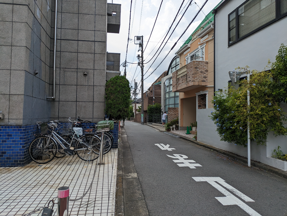 v20250427022807/fresh/building/J00100375137_14
