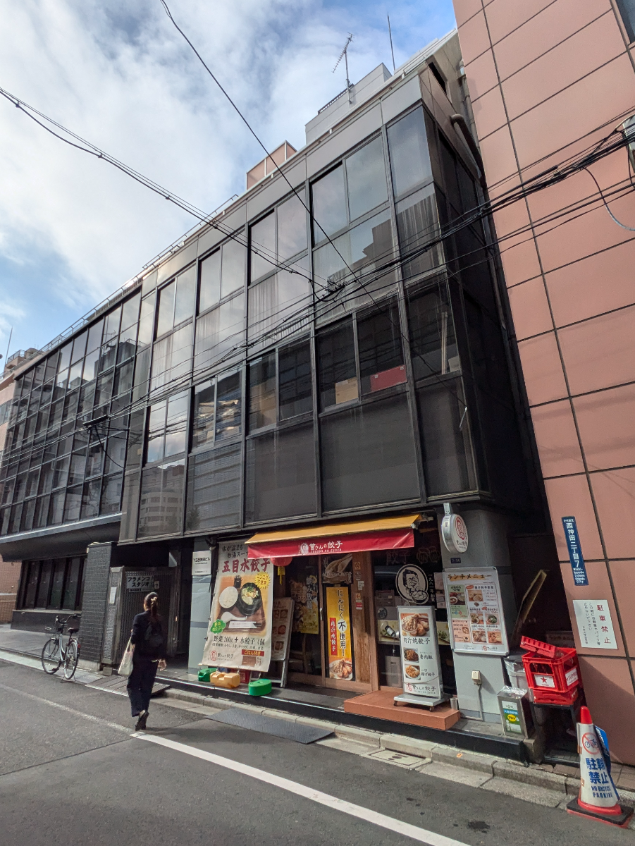 v20250427022807/fresh/building/J00100375305_6
