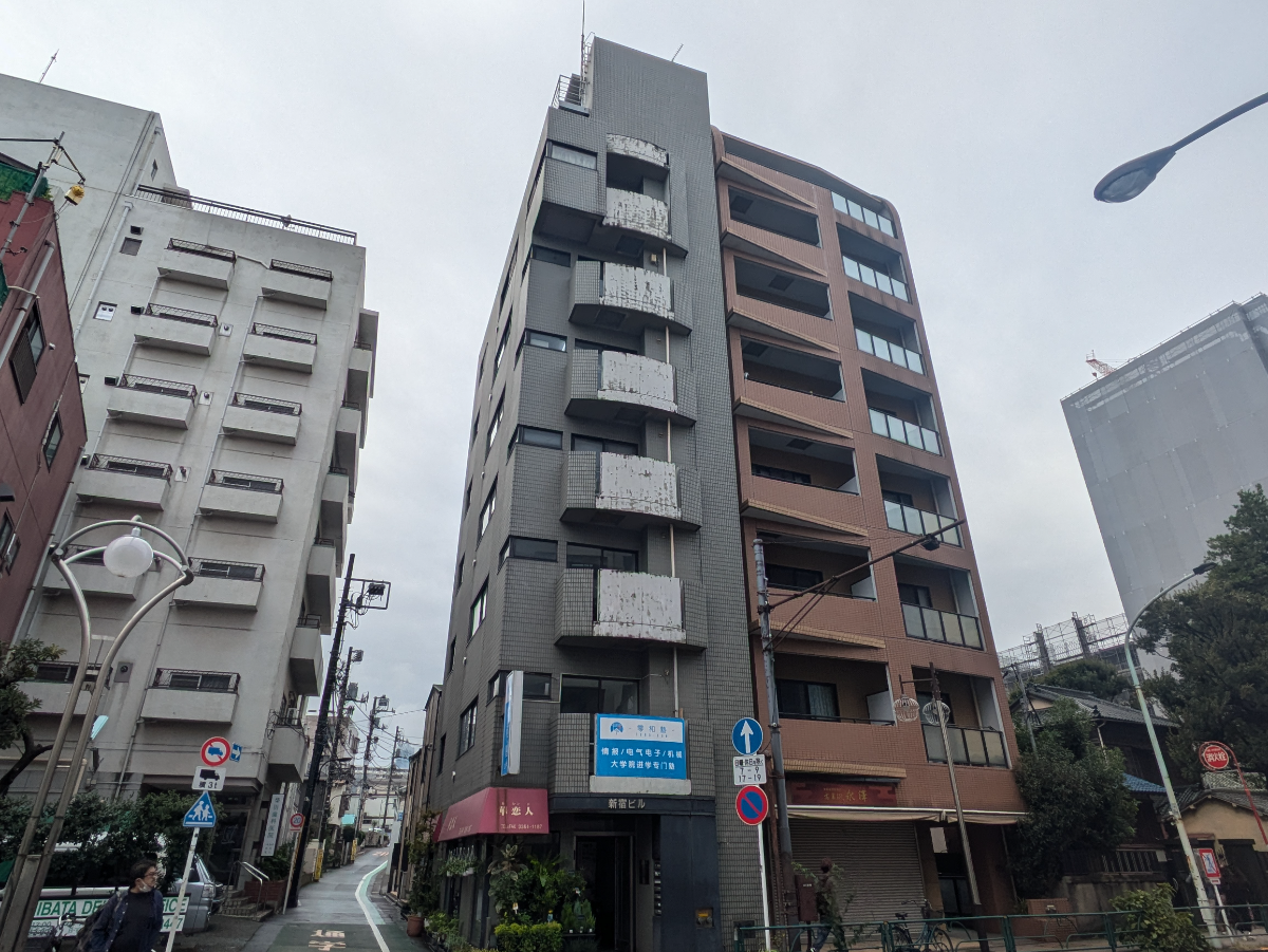 v20250427022807/fresh/building/J00100375430_10