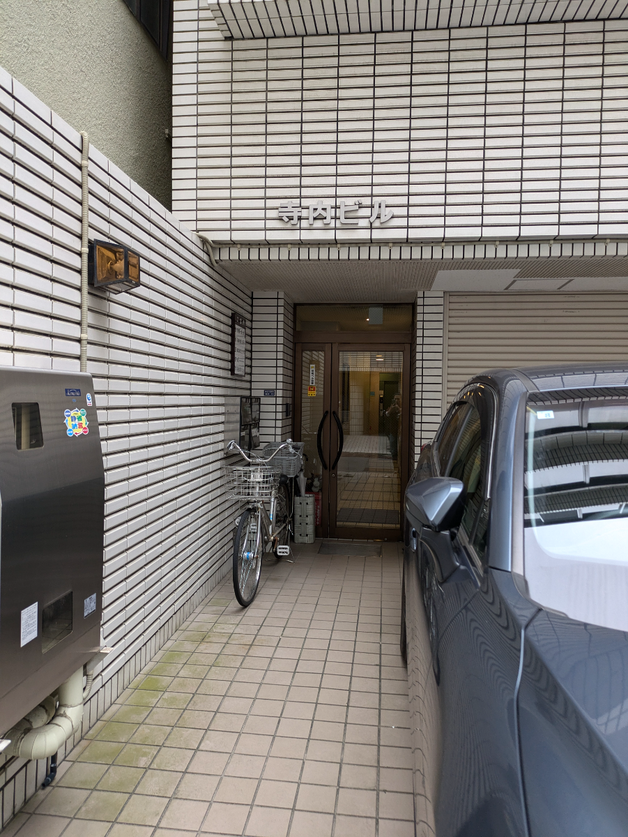 v20250427022807/fresh/building/J00100375798_3