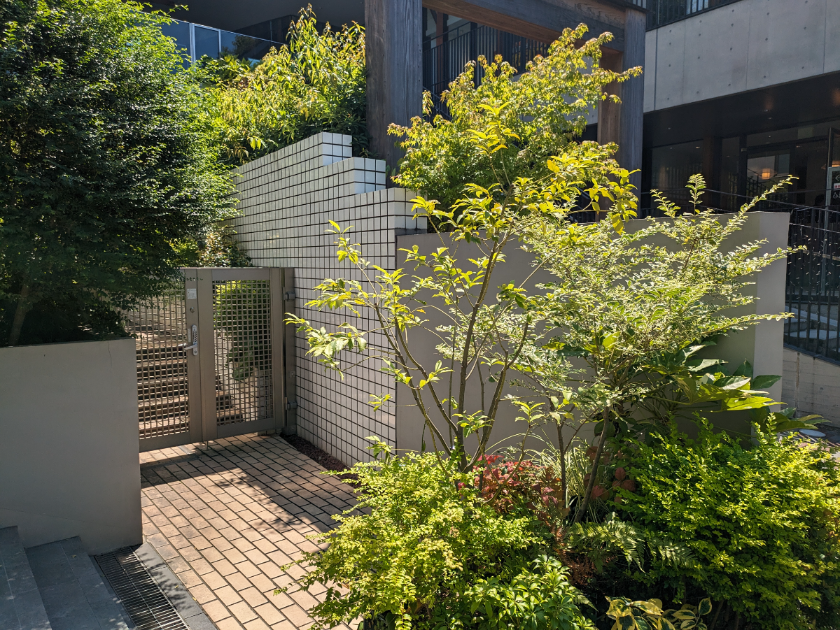 v20250427022807/fresh/building/J00100376140_10