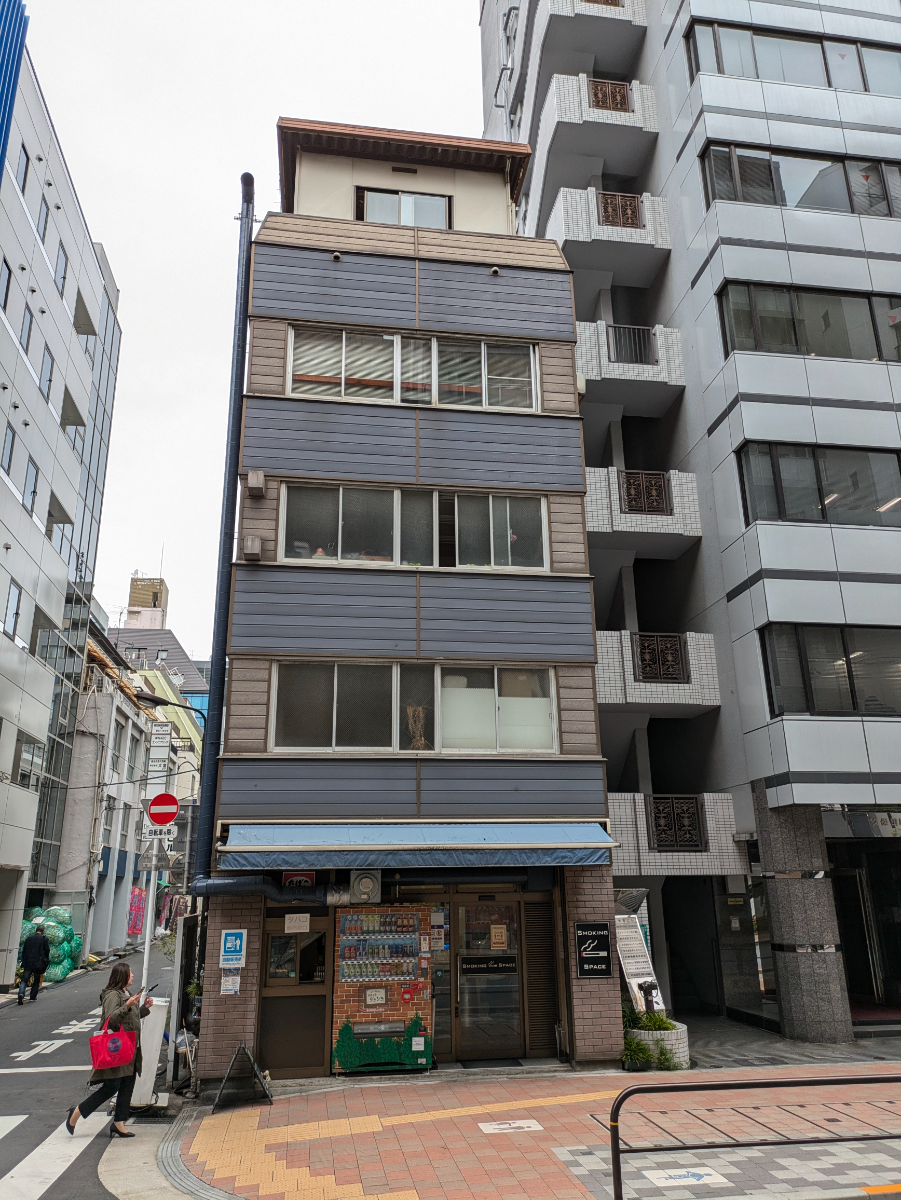v20250427022807/fresh/building/J00100376767_5