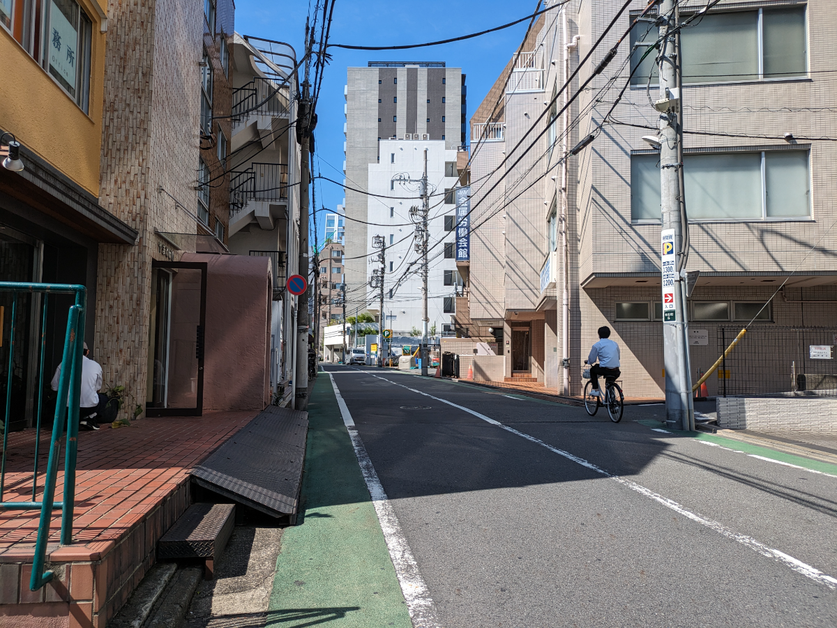 v20250427022807/fresh/building/J00100377049_14