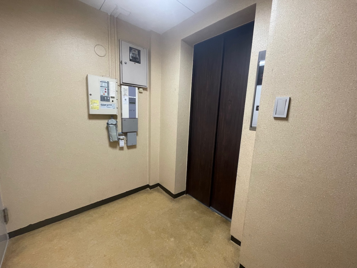 v20250427022807/fresh/building/J00100377176_4