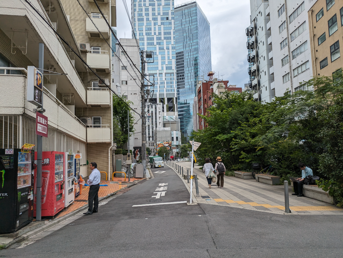 v20250427022807/fresh/building/J00100377531_64