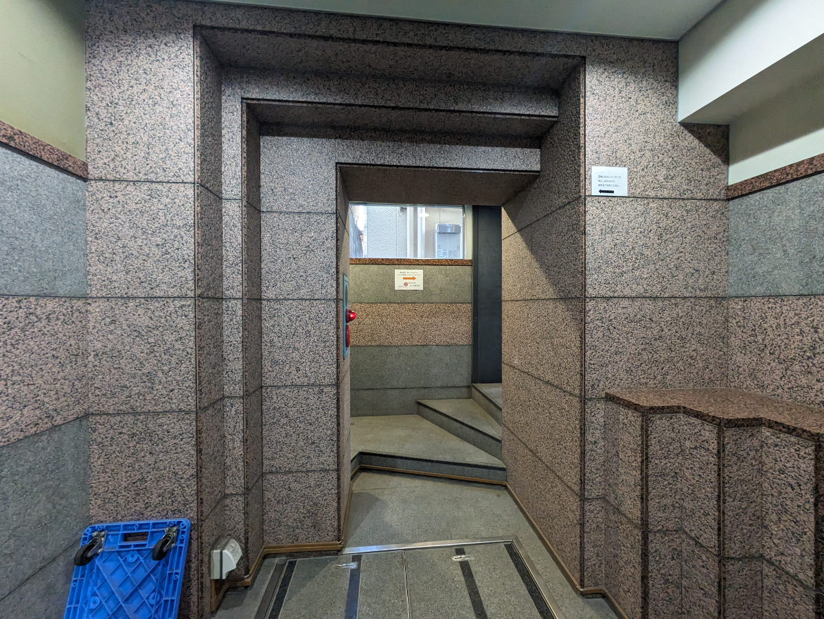 v20250427023127/fresh/building/J00100377915_5