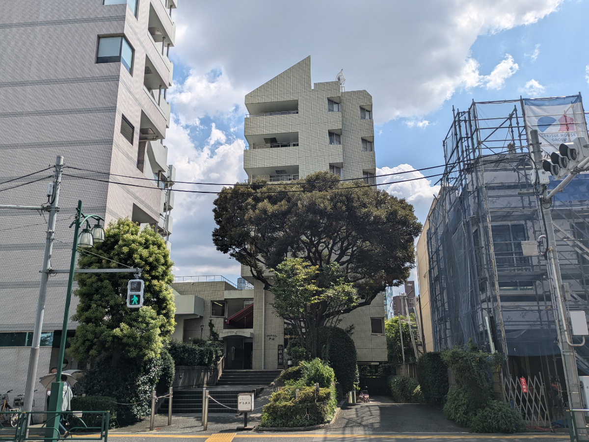 v20250427023127/fresh/building/J00100378011_1