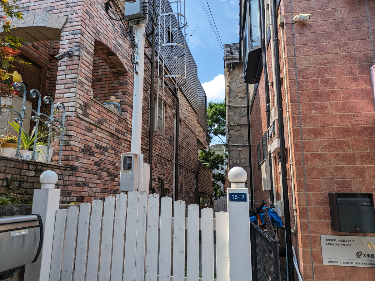 v20250427023127/fresh/building/J00100378244_1