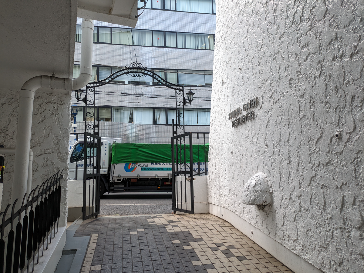 v20250427023510/fresh/building/J00100381297_10