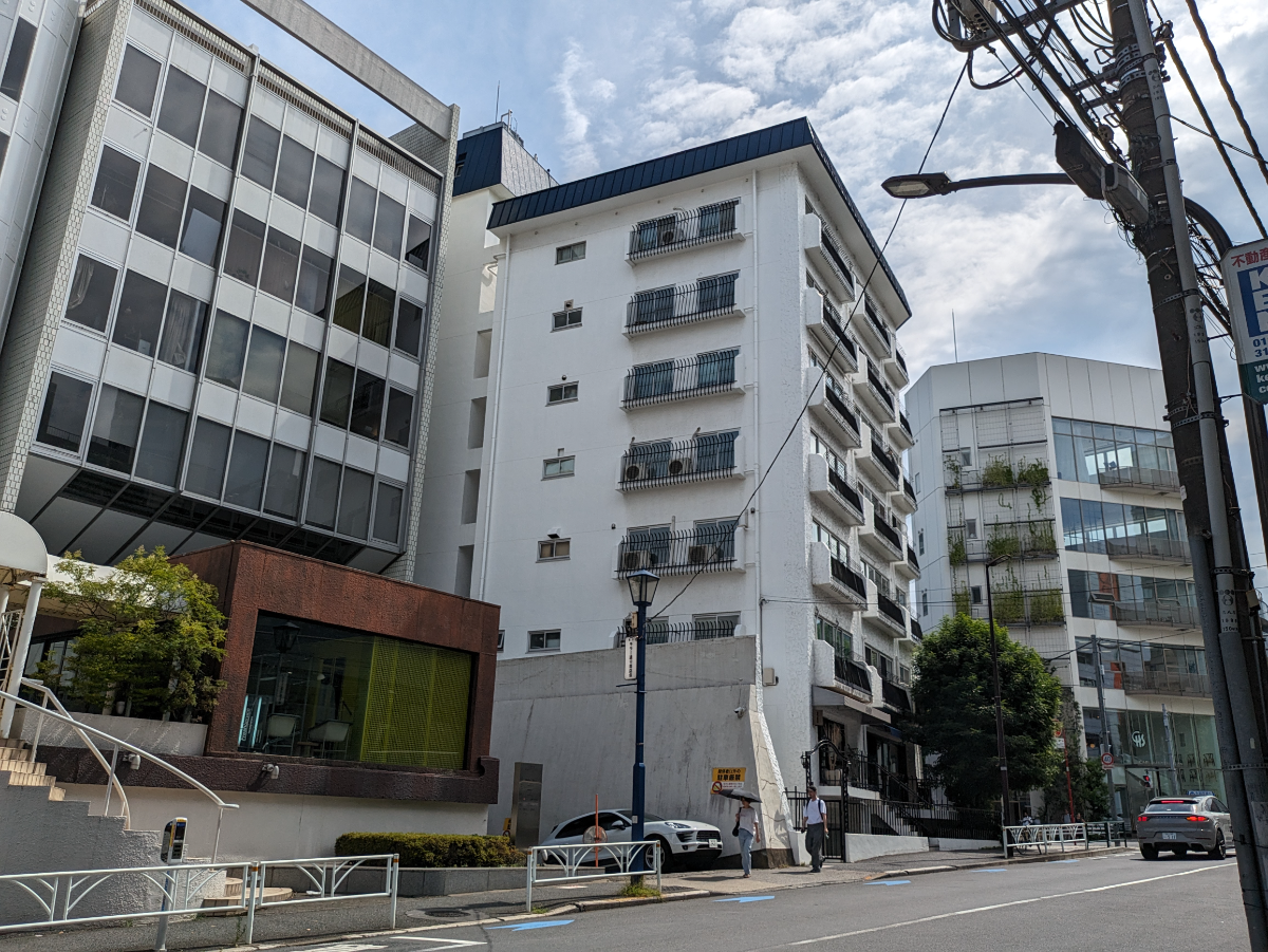 v20250427023510/fresh/building/J00100381297_6
