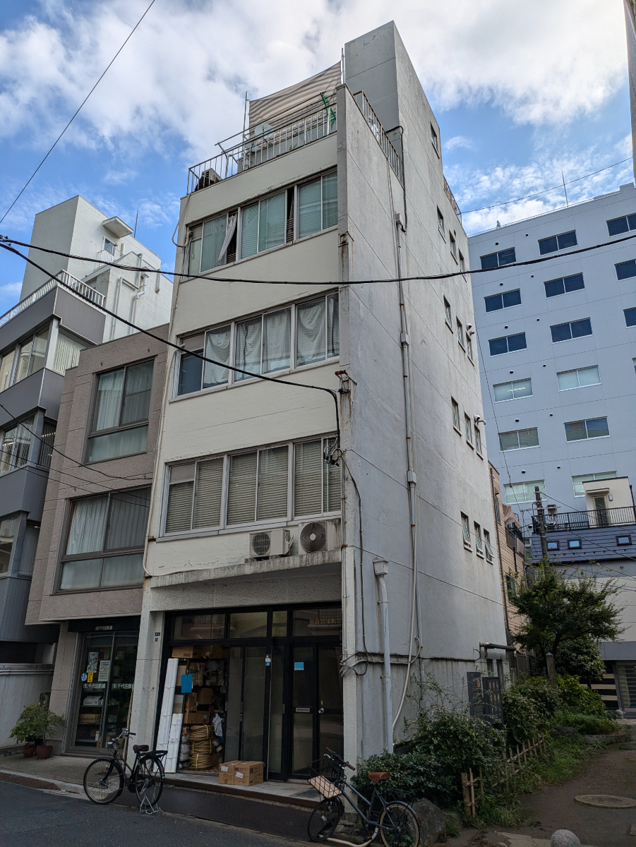 v20250427023510/fresh/building/J00100381928_5