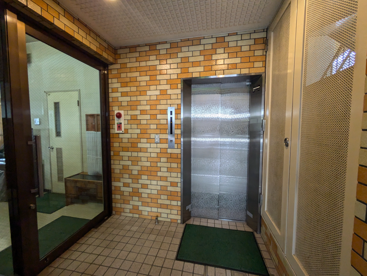 v20250427023510/fresh/building/J00100382013_4