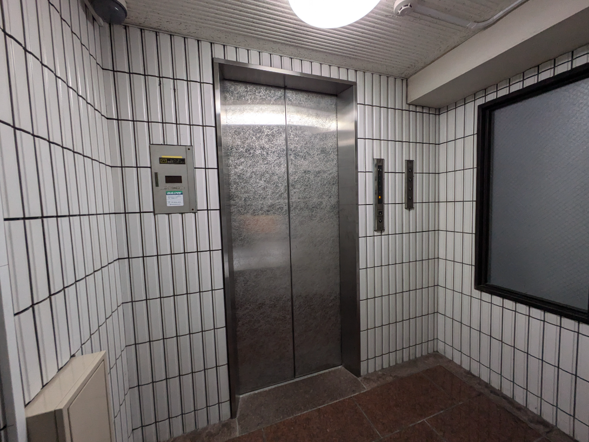 v20250427023510/fresh/building/J00100382038_4