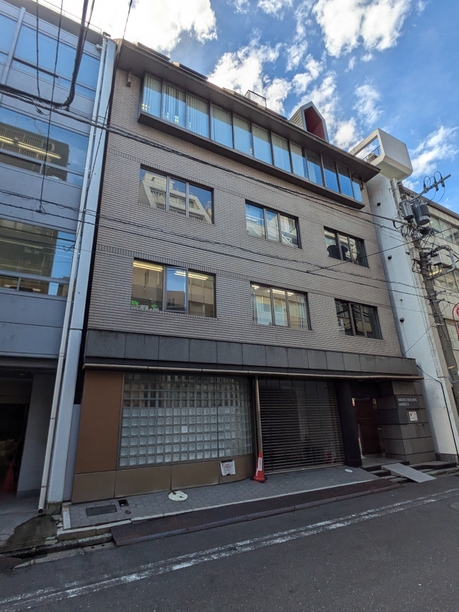 v20250427023510/fresh/building/J00100382108_7