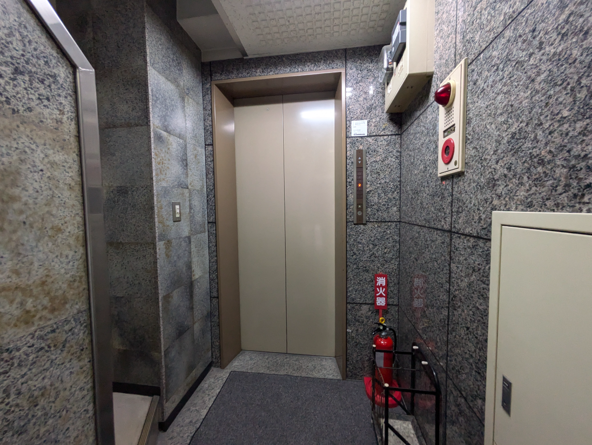 v20250427023809/fresh/building/J00100383142_4